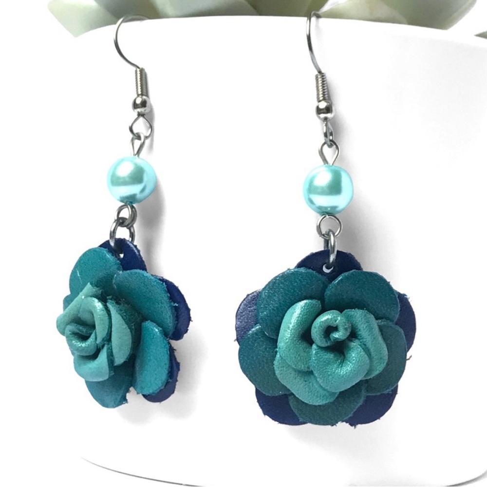 New! Genuine Leather Handmade Handcrafted Flower Bead Earrings